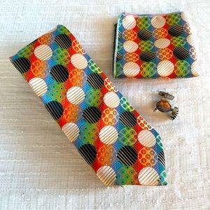 Men’s Accessories tie, hankerchief and cuff link set